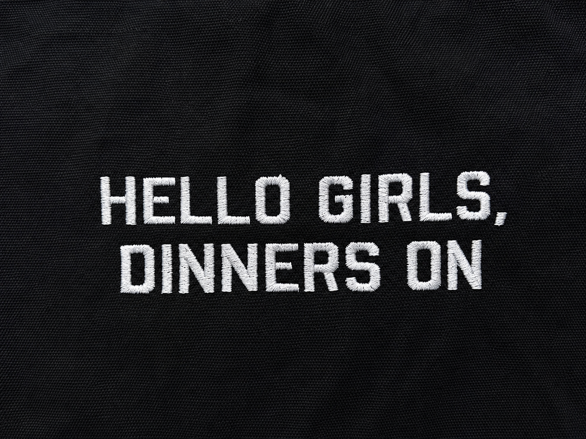 Apron 'Hello Girls Dinner’s On’